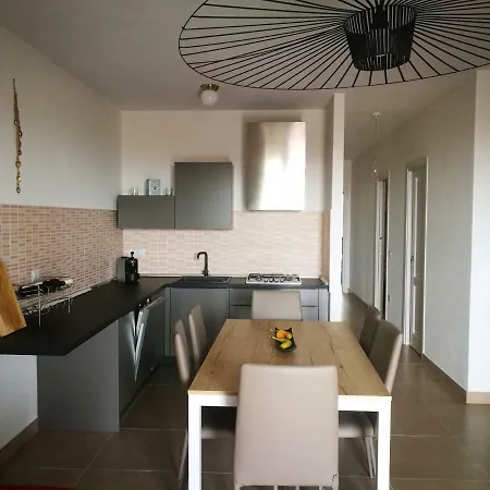 Apartment Vista Mare & Design *